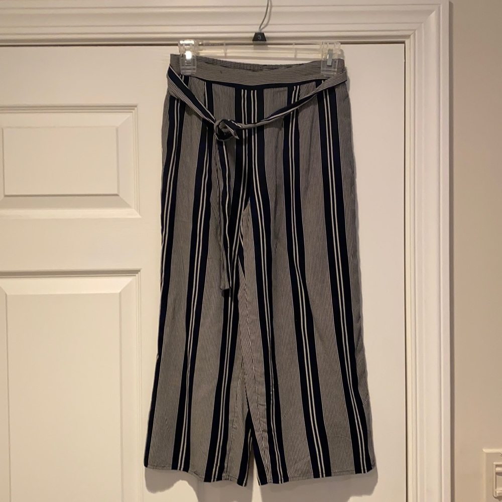 Abercrombie wide leg crop pants